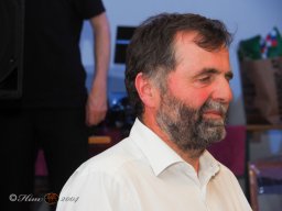 Künstler helfen Kinder - Mit Musik zur Menschlichkeit